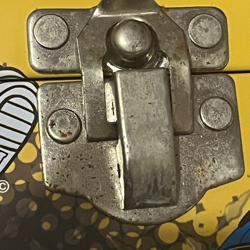 M&M's Racing Team Lunchbox - Picture 11 of 16